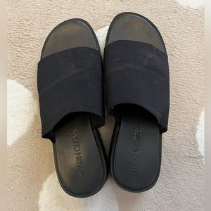 Chunky 90’s sandal